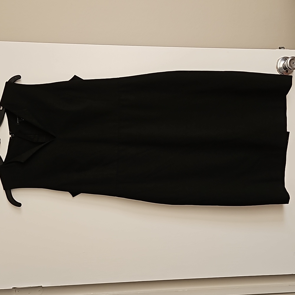 Ann Taylor Elegant Black Dress Suit, Nwot (Size 8)